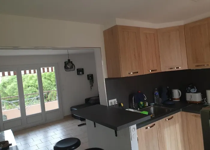 Appartement à *